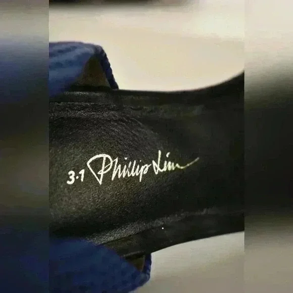 3.1 PHILLIP LIM White Blue Exotic  Embossed Leather Pointed Flats 38EU 8US - Picture 7 of 7